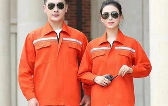 员工工作服的颜色,有什么要求吗？